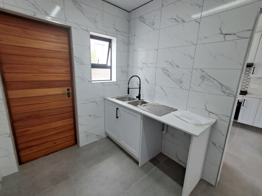 3 Bedroom Property for Sale in Bergsig Western Cape